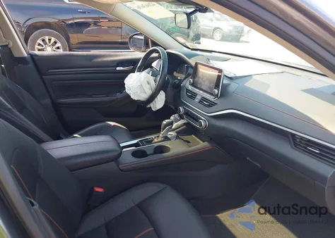 2022 Nissan Altima Sr Vc-Turbo Fwd z USA, uszkodzony, nr VIN 1N4AL4CV4NN336079